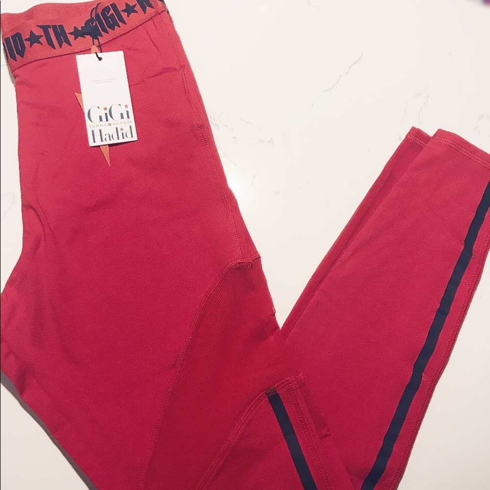 Red leggings w mesh